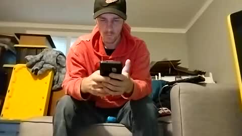 Snapshot of str33twyz3 chatting on 29, 10, 2025 Streetwyze online show from 29, 10, 2025