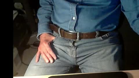 Snapshot of str8_dave chatting on 28, 4, 2026 Dave online show from 28, 4, 2026