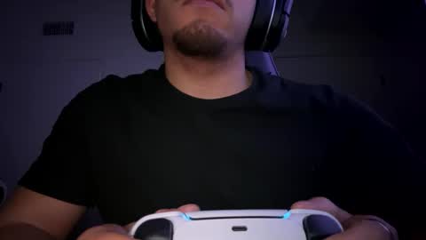 Snapshot of str8dj chatting on 19, 12, 2024 Dj online show from 19, 12, 2024