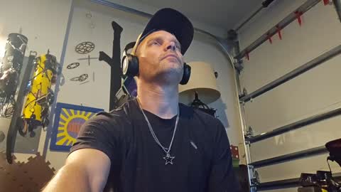 Str8 online show from 29, 1, 2025