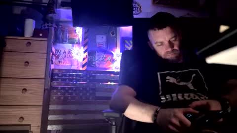 Str8 online show from 14, 12, 2025