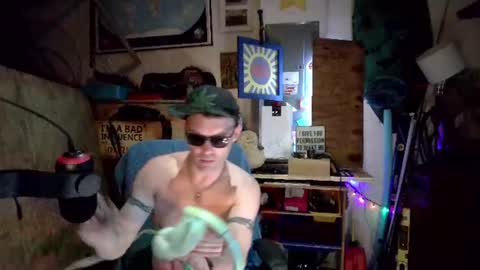 Snapshot of str8foryouguy chatting on 19, 6, 2026 Str8 online show from 19, 6, 2026