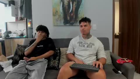 straight__friends online show from 3, 7, 2026