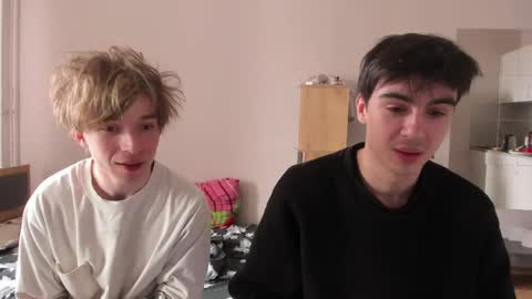 Snapshot of stralght_twinks chatting on 22, 4, 2026 Ray online show from 22, 4, 2026
