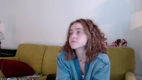 Strawberrylotsacake online show from 17, 12, 2025