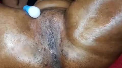 stretchmarksebony online show from 12, 10, 2025