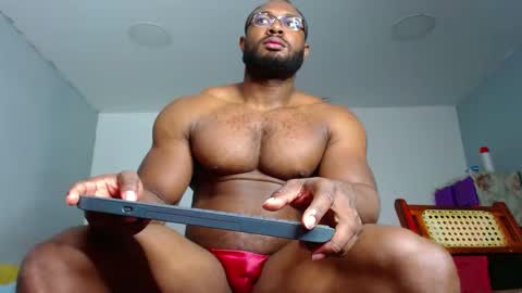 Snapshot of strong_george1 chatting on 11, 1, 2025 strong_george1 online show from 11, 1, 2025