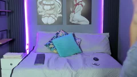 Snapshot of stuart_white chatting on 28, 9, 2025 stuart_white online show from 28, 9, 2025