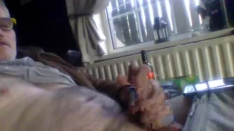 stud_1975 online show from 16, 12, 2024