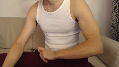 Snapshot of studfromparis chatting on 15, 1, 2025 Stud From Paris online show from 15, 1, 2025