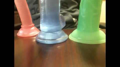 Snapshot of studinto chatting on 4, 3, 2025 BadBrad online show from 4, 3, 2025