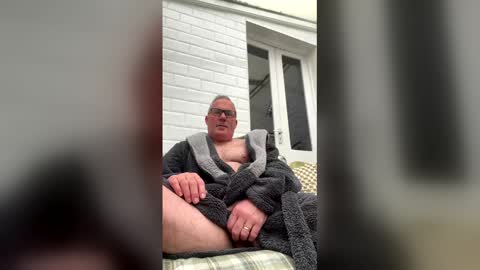 Snapshot of stumpyj2266 chatting on 7, 5, 2026 stumpyj2266 online show from 7, 5, 2026