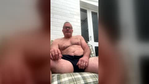 Snapshot of stumpyj2266 chatting on 11, 5, 2026 stumpyj2266 online show from 11, 5, 2026
