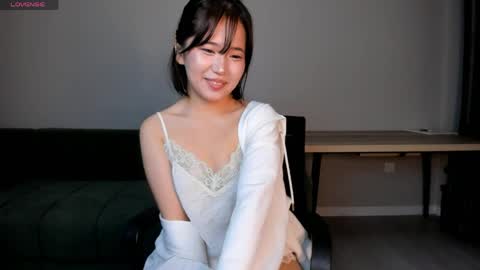 Snapshot of suareiko chatting on 17, 4, 2026 Yerim online show from 17, 4, 2026