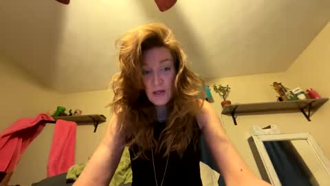 Snapshot of sub4you69brat chatting on 6, 2, 2025 sub4you69brat online show from 6, 2, 2025