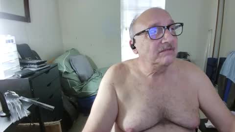 Snapshot of sublcr chatting on 11, 1, 2026 sublcr online show from 11, 1, 2026