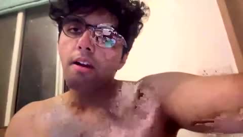 submissivestraightmuslimindian online show from 17, 7, 2026