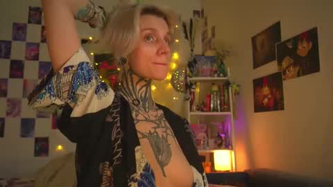 succubus_66 online show from 7, 3, 2025