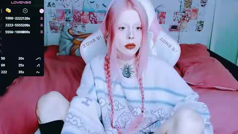 Snapshot of succubus_leslie chatting on 16, 4, 2026 succubus_leslie online show from 16, 4, 2026