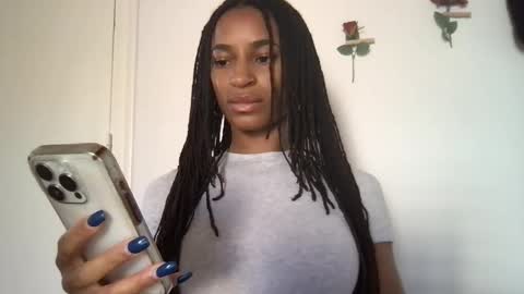 Succubus Sirena online show from 4, 6, 2026
