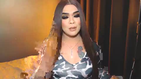 JADE ELYSE online show from 4, 2, 2025