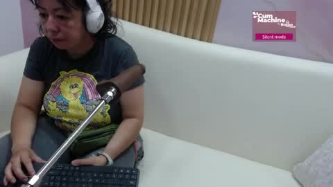 Snapshot of sucker_drool chatting on 30, 5, 2026 Sucky online show from 30, 5, 2026