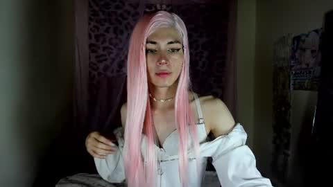 Snapshot of sue_krous chatting on 15, 6, 2026 sue online show from 15, 6, 2026
