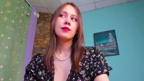 sugar blond online show from 10, 3, 2025