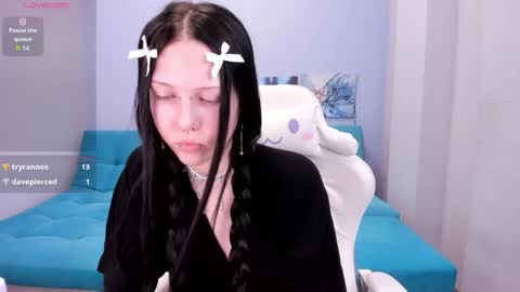 Snapshot of sugar_bunny_girl chatting on 26, 4, 2026 Ariana online show from 26, 4, 2026