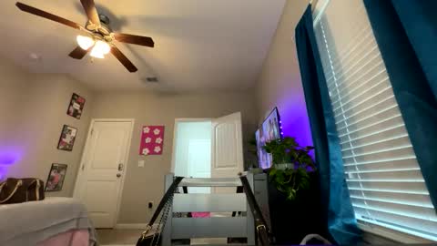 sugarbossbabyyy online show from 13, 3, 2026