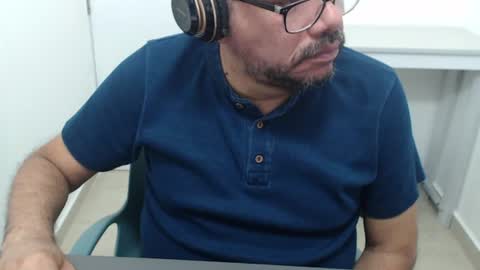 Snapshot of sugarhairybear chatting on 8, 7, 2026 Johnny online show from 8, 7, 2026