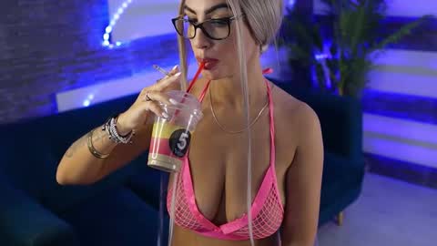 Sugar online show from 17, 9, 2025
