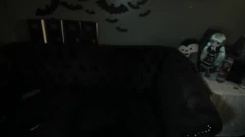 Sugary online show from 3, 1, 2025