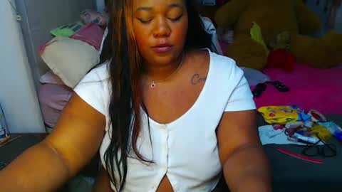 Cami   Back in 2 hours online show from 24, 2, 2025