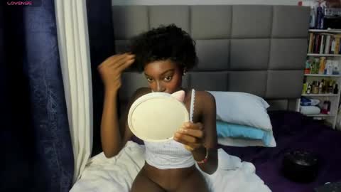 suhaila_suu online show from 19, 4, 2026