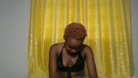 Snapshot of sulwe_ chatting on 23, 11, 2025 sulwe_ online show from 23, 11, 2025