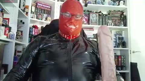 Snapshot of sumisolatex chatting on 12, 7, 2026 Sumisolatex online show from 12, 7, 2026