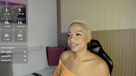 Snapshot of summer__night_ chatting on 15, 11, 2025 summer__night_ online show from 15, 11, 2025