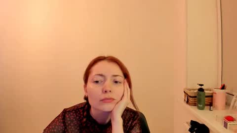 Summer Preston online show from 2, 12, 2025