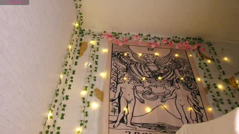 summerhazee online show from 3, 12, 2024