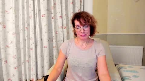 Snapshot of summerliza chatting on 2, 1, 2025 summerliza online show from 2, 1, 2025