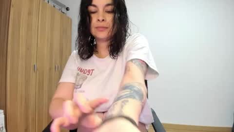 Summer online show from 22, 12, 2025