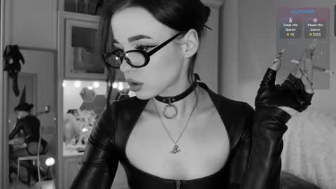 Snapshot of sun_for_you chatting on 3, 1, 2025 Miss Nelly online show from 3, 1, 2025