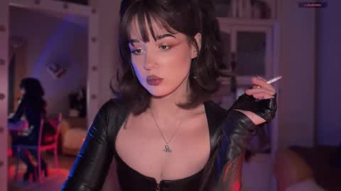 Miss Nelly online show from 17, 11, 2025