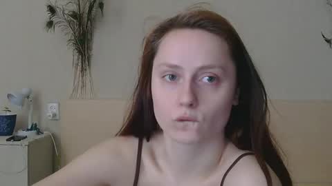 Snapshot of sun_sparkle chatting on 22, 4, 2026 Olivia online show from 22, 4, 2026