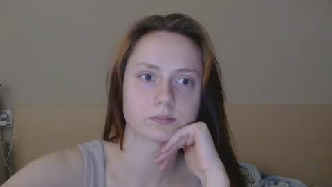 Snapshot of sun_sparkle chatting on 18, 6, 2026 Olivia online show from 18, 6, 2026