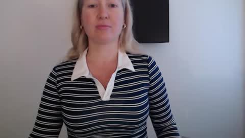 Snapshot of sunbrilliant chatting on 26, 7, 2026 sunbrilliant online show from 26, 7, 2026