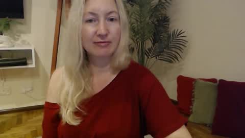 Snapshot of sunbrilliant chatting on 2, 8, 2026 sunbrilliant online show from 2, 8, 2026