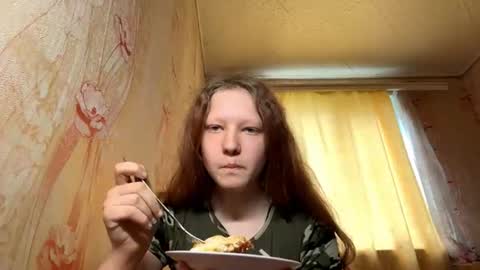 Snapshot of sungpiggott chatting on 15, 7, 2026 sungpiggott online show from 15, 7, 2026