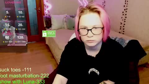 Snapshot of sunny_mood chatting on 16, 2, 2025 sunny mood online show from 16, 2, 2025